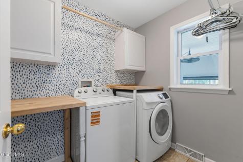 43 Amanda Way Niskayuna NY 12309