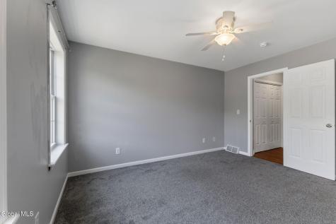 43 Amanda Way Niskayuna NY 12309