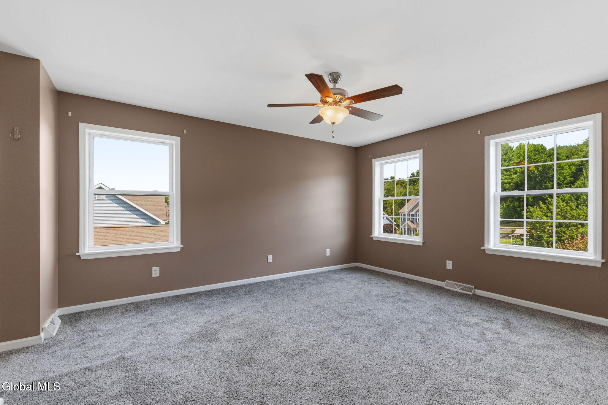 43 Amanda Way Niskayuna NY 12309