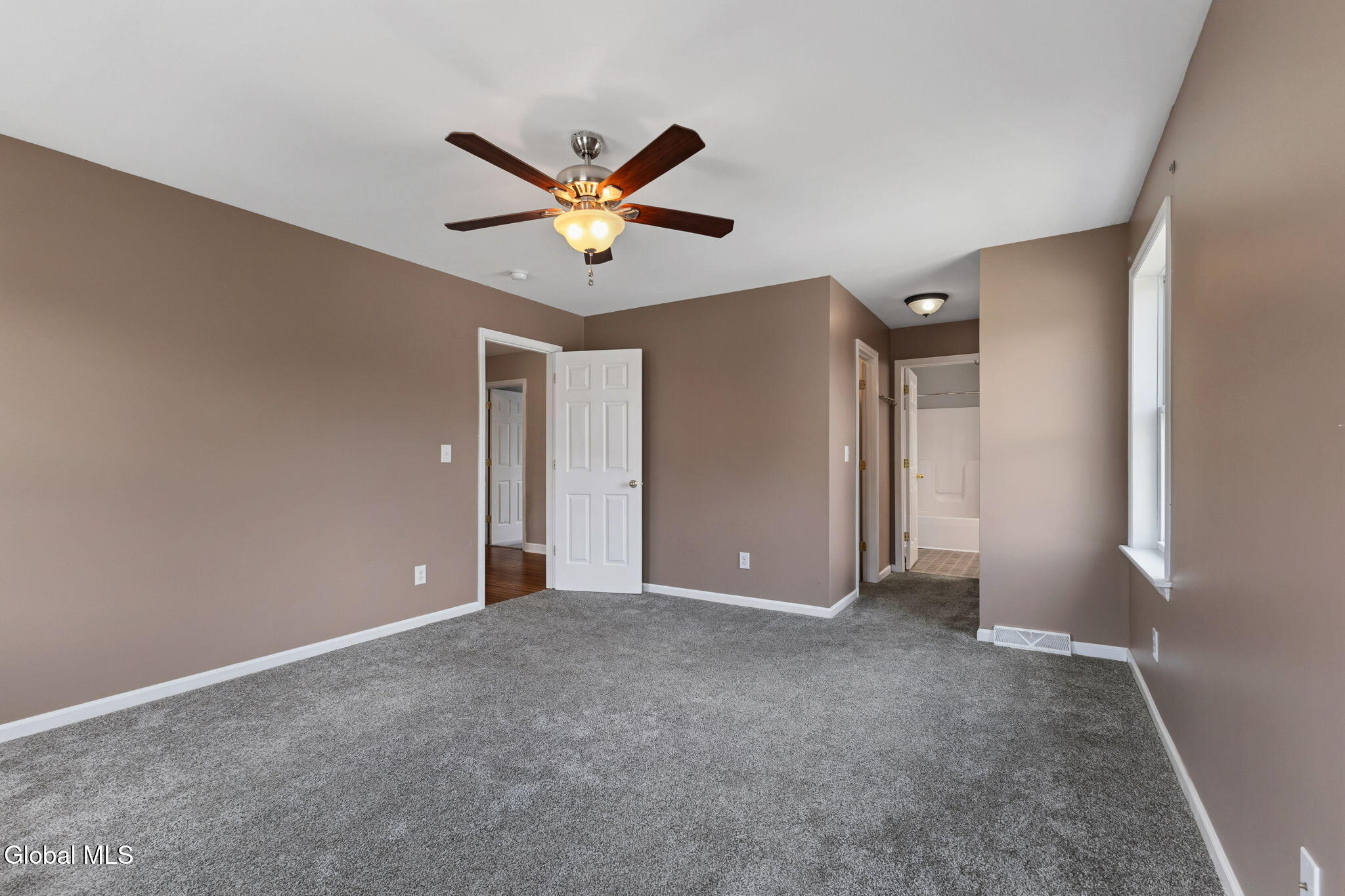 43 Amanda Way Niskayuna NY 12309