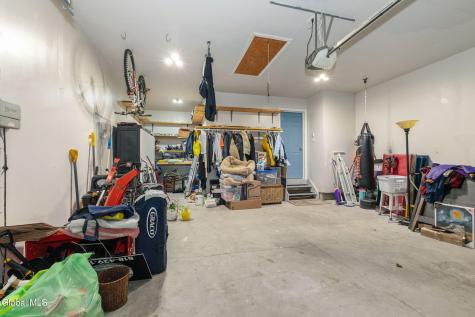 43 Amanda Way Niskayuna NY 12309