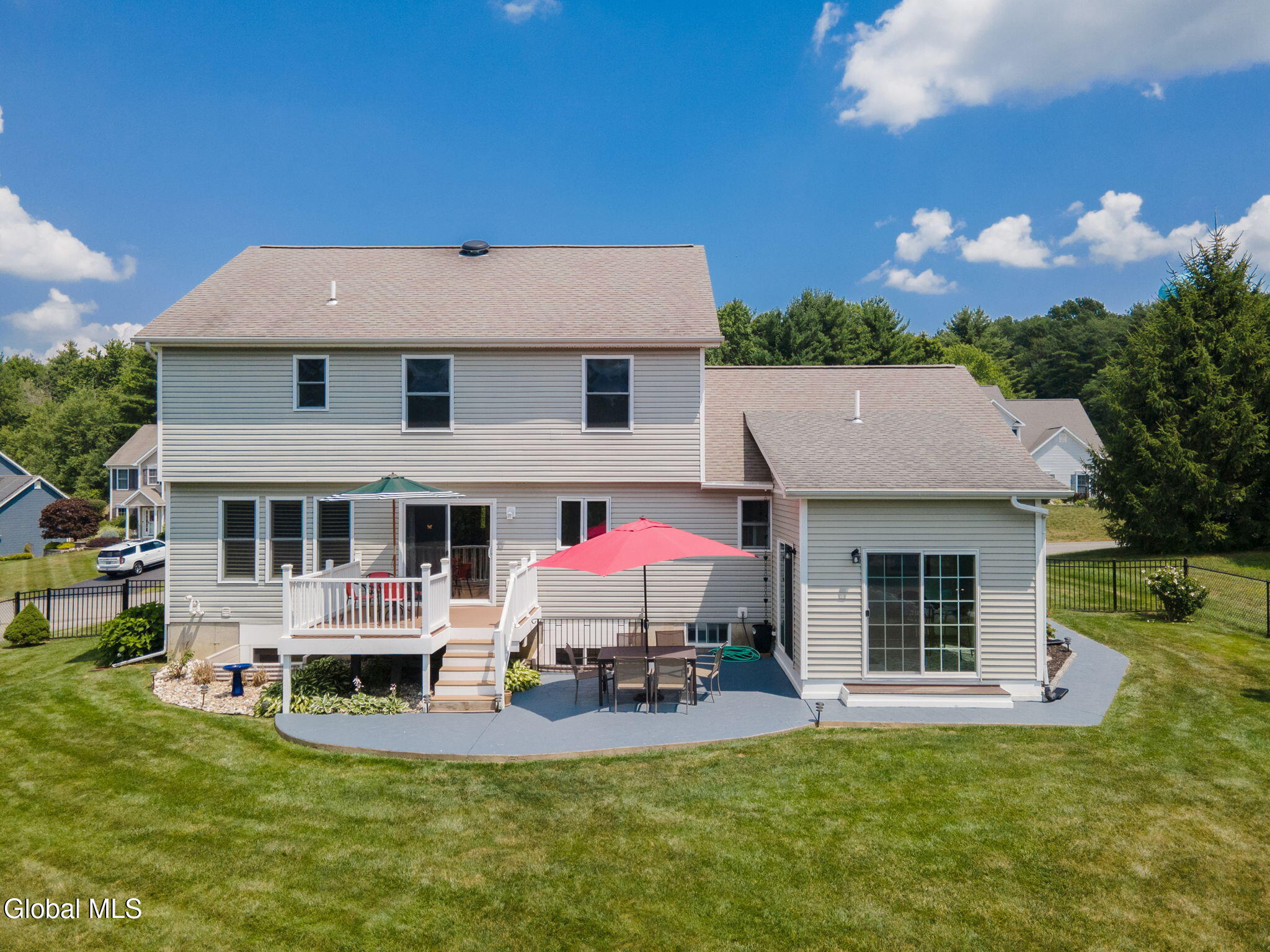 43 Amanda Way Niskayuna NY 12309