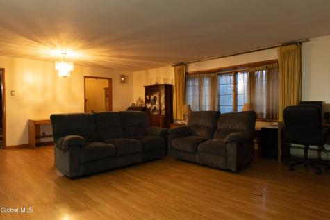 106 Country Ridge Court Amsterdam NY 12010