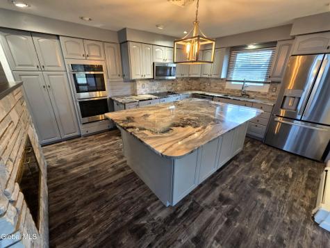 41 Lee Avenue Gloversville NY 12078