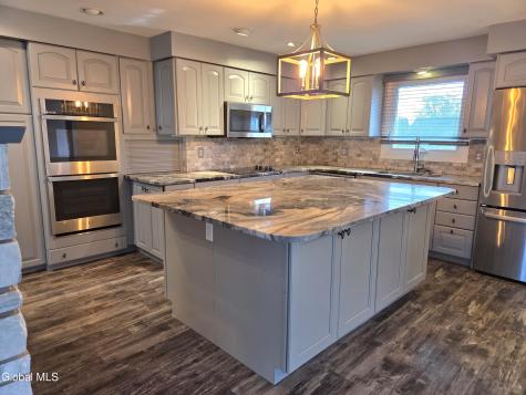 41 Lee Avenue Gloversville NY 12078