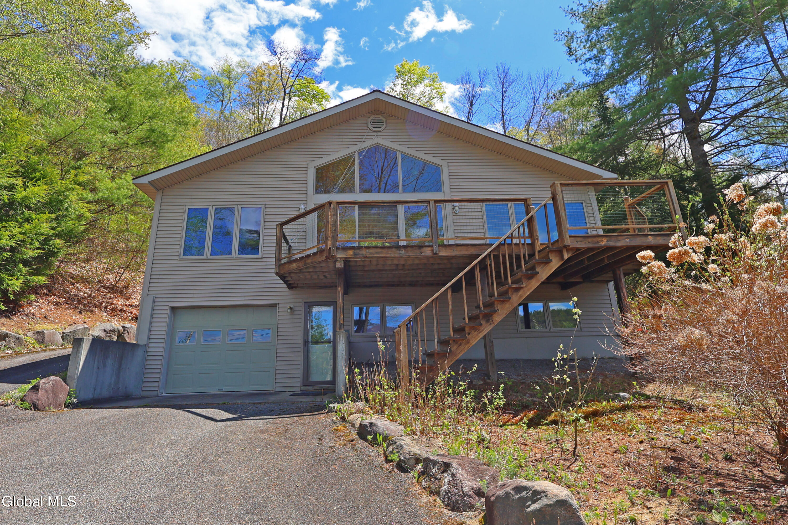 516 E Shore Drive Adirondack NY 12808