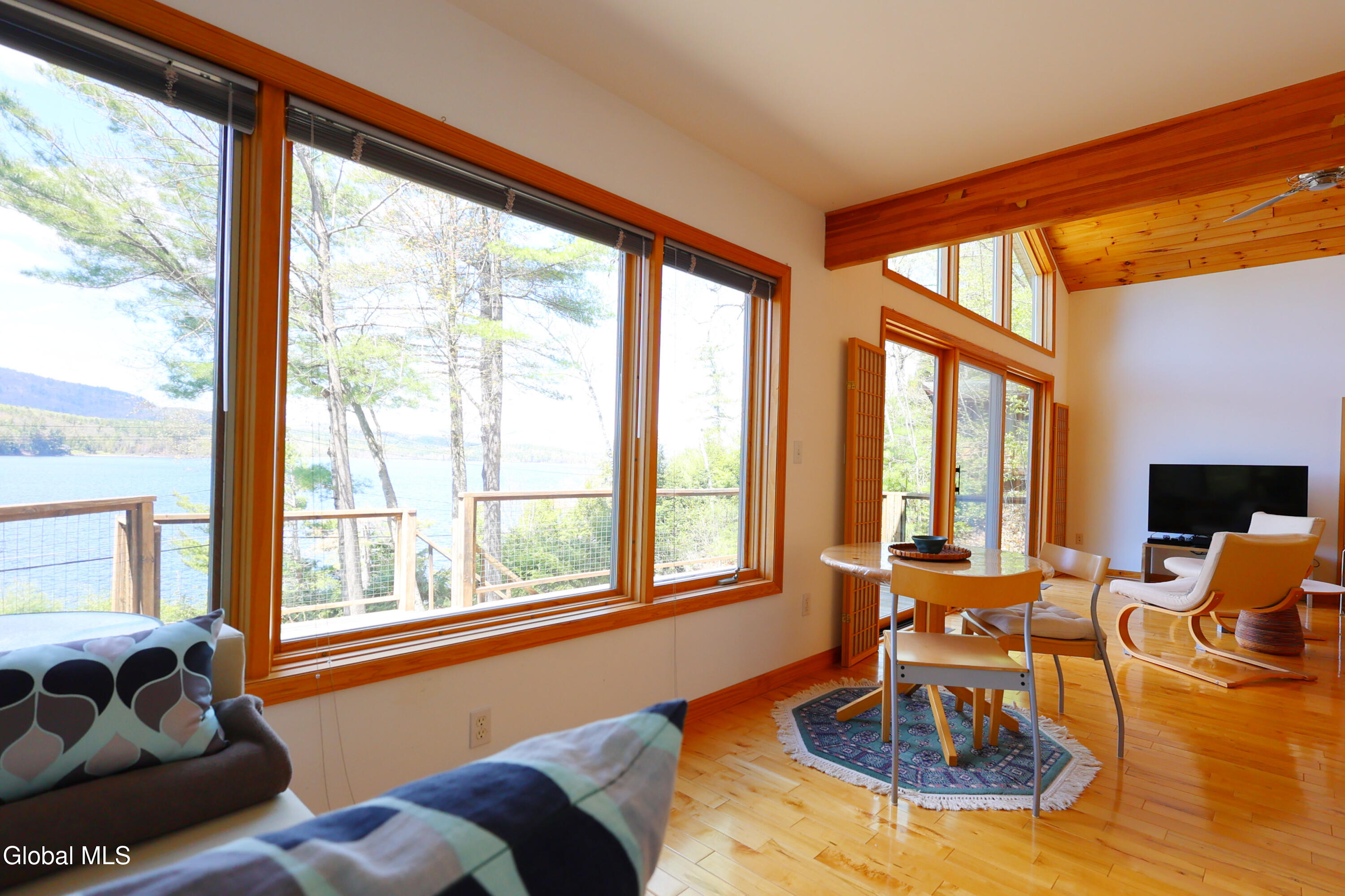 516 E Shore Drive Adirondack NY 12808