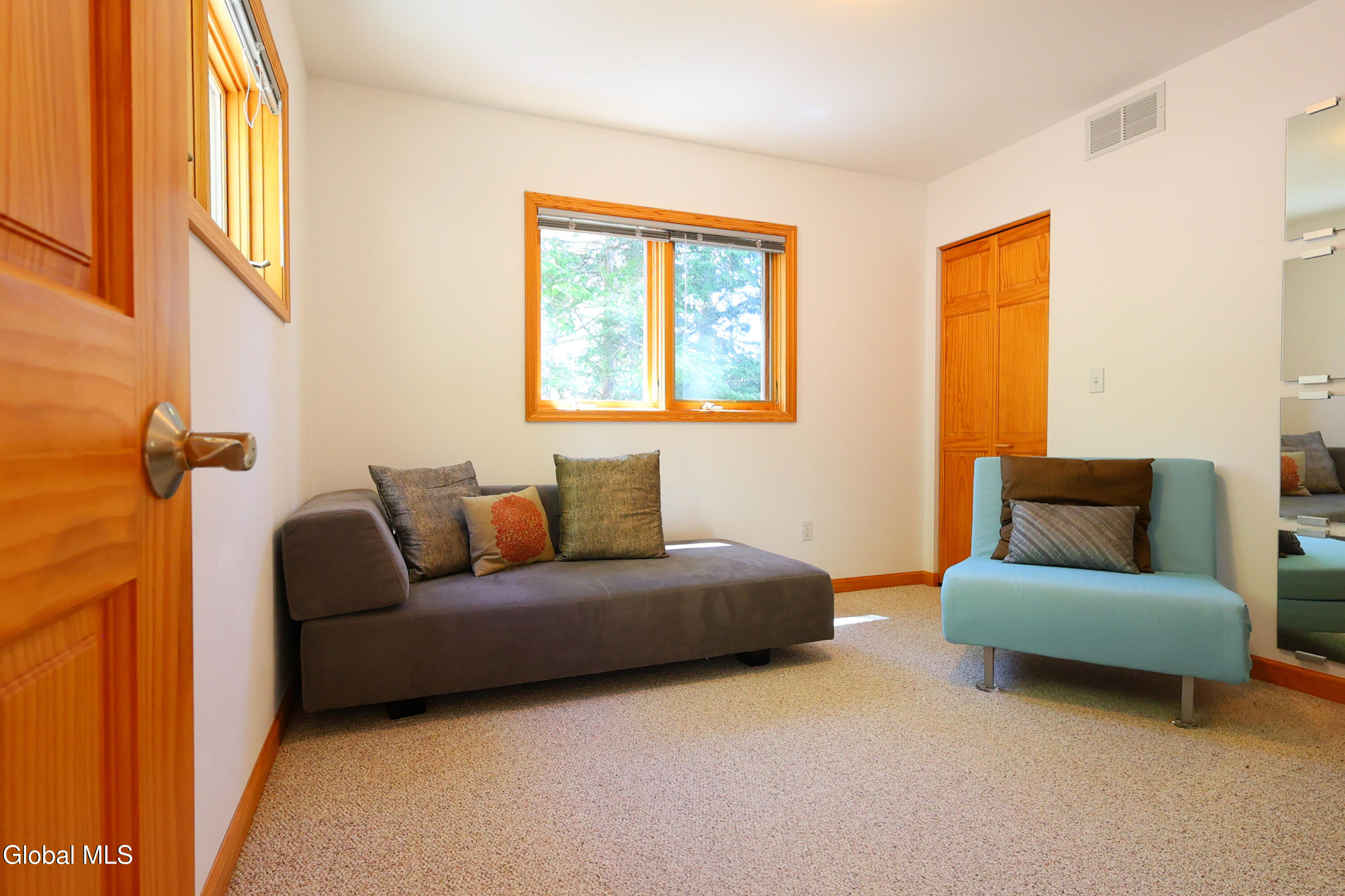 516 E Shore Drive Adirondack NY 12808