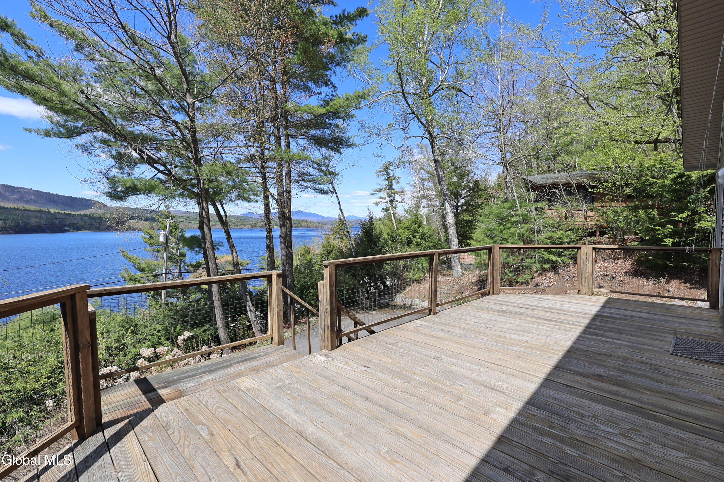 516 E Shore Drive Adirondack NY 12808