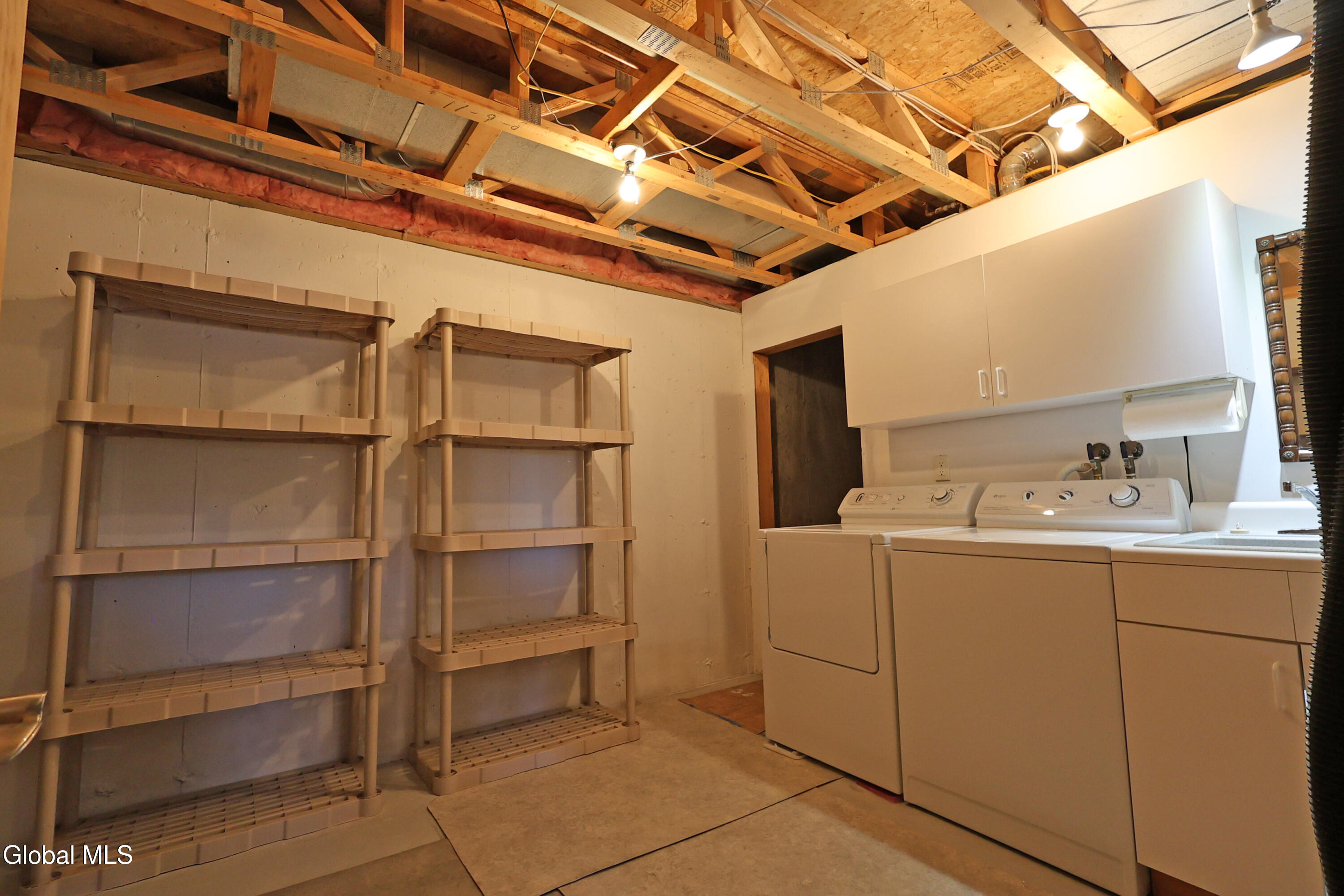 516 E Shore Drive Adirondack NY 12808