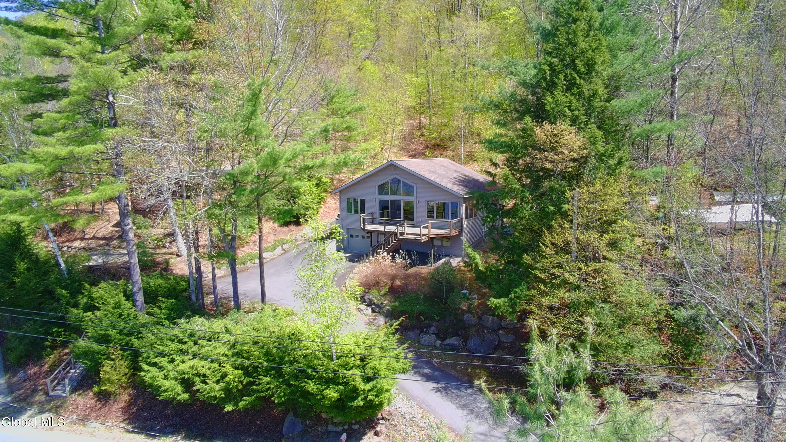 516 E Shore Drive Adirondack NY 12808
