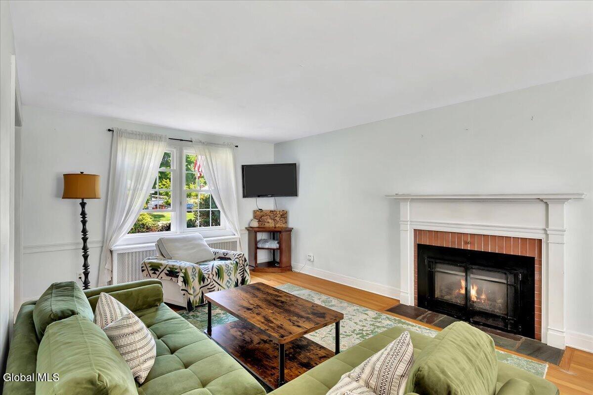 52 Delmar Place Delmar NY 12054