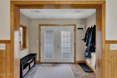 52 Delmar Place Delmar NY 12054