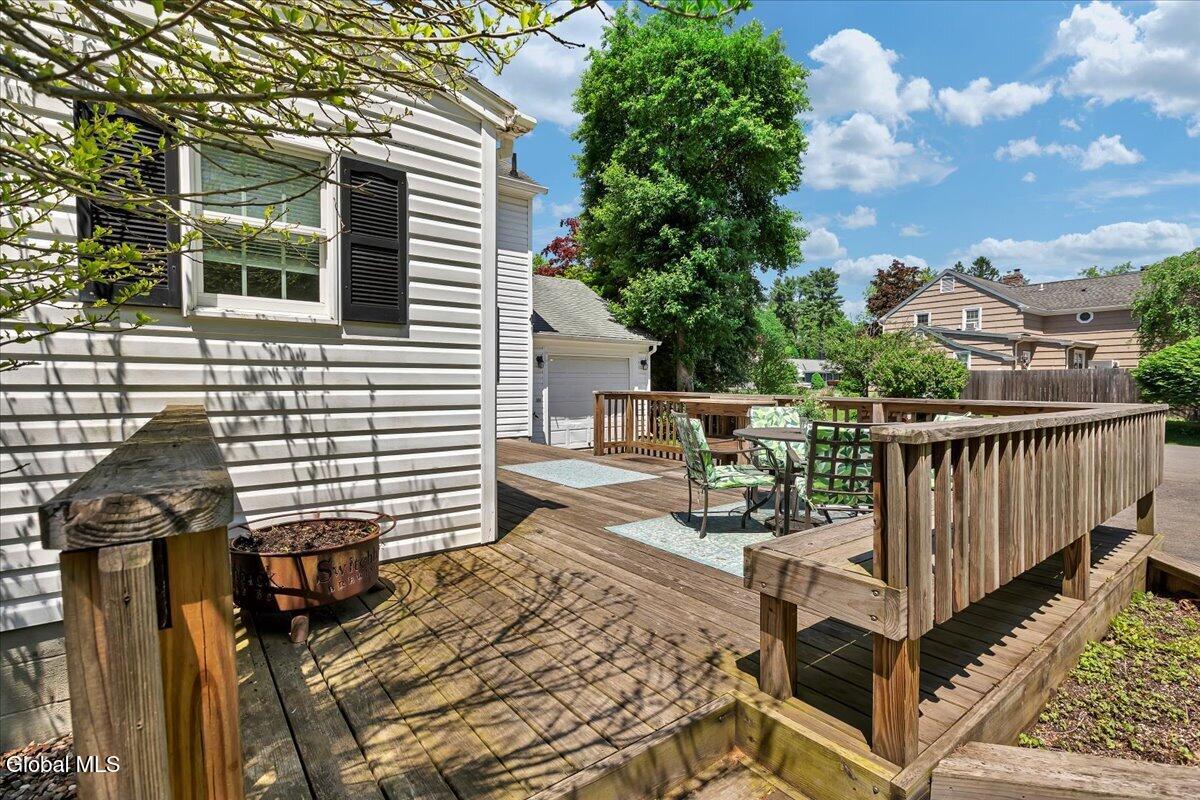 52 Delmar Place Delmar NY 12054