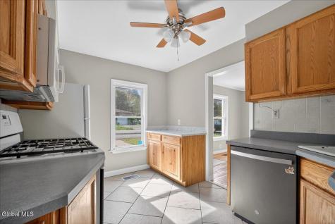 147 E Shore Road Delanson NY 12053