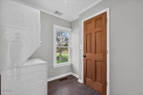 147 E Shore Road Delanson NY 12053