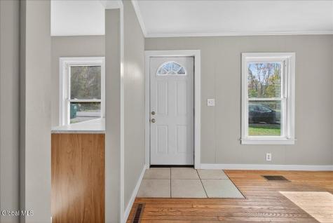 147 E Shore Road Delanson NY 12053