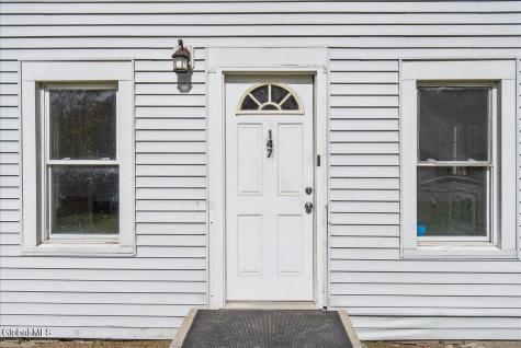 147 E Shore Road Delanson NY 12053