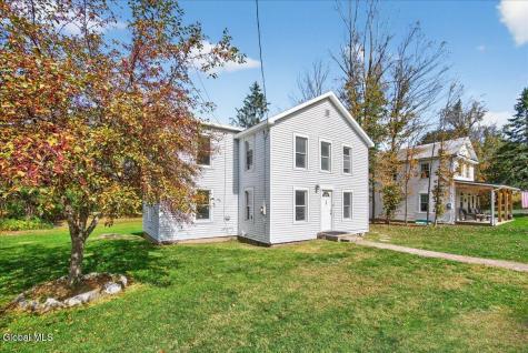 147 E Shore Road Delanson NY 12053