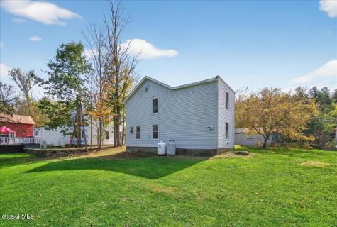 147 E Shore Road Delanson NY 12053