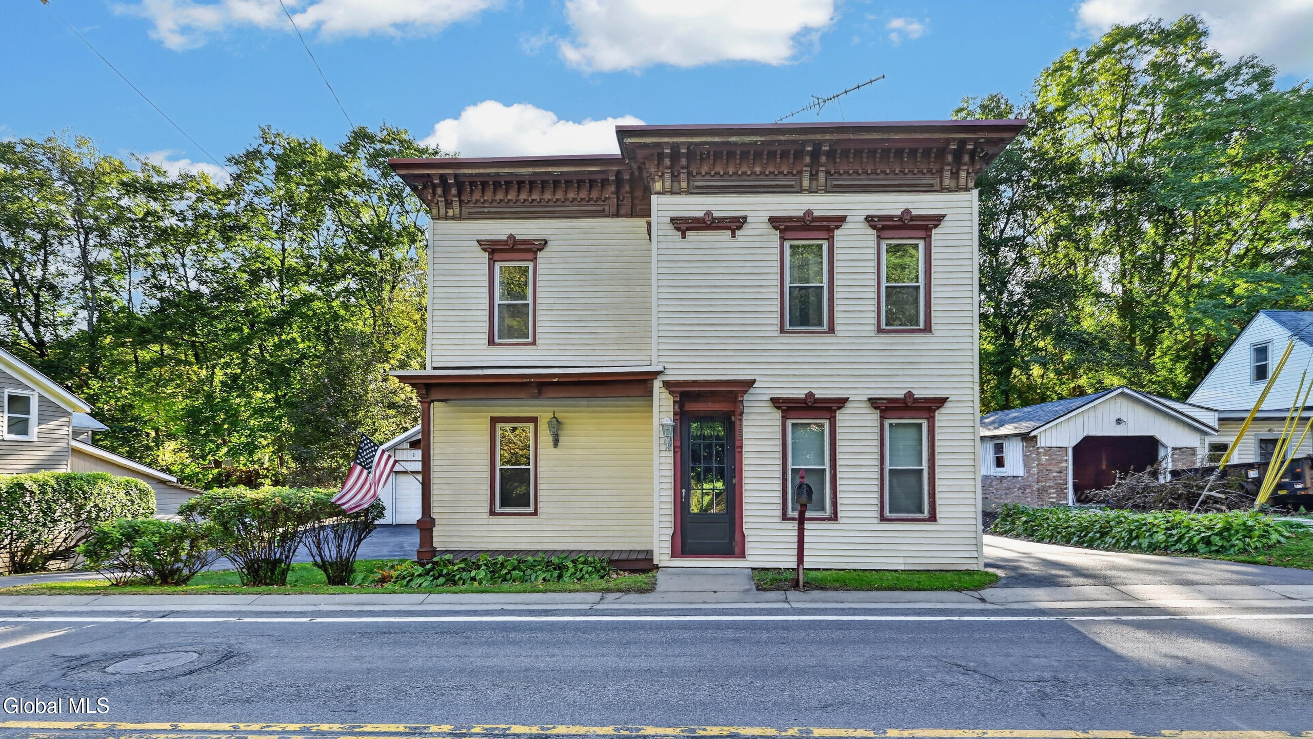 57 Fort Johnson Avenue Fort Johnson NY 12070