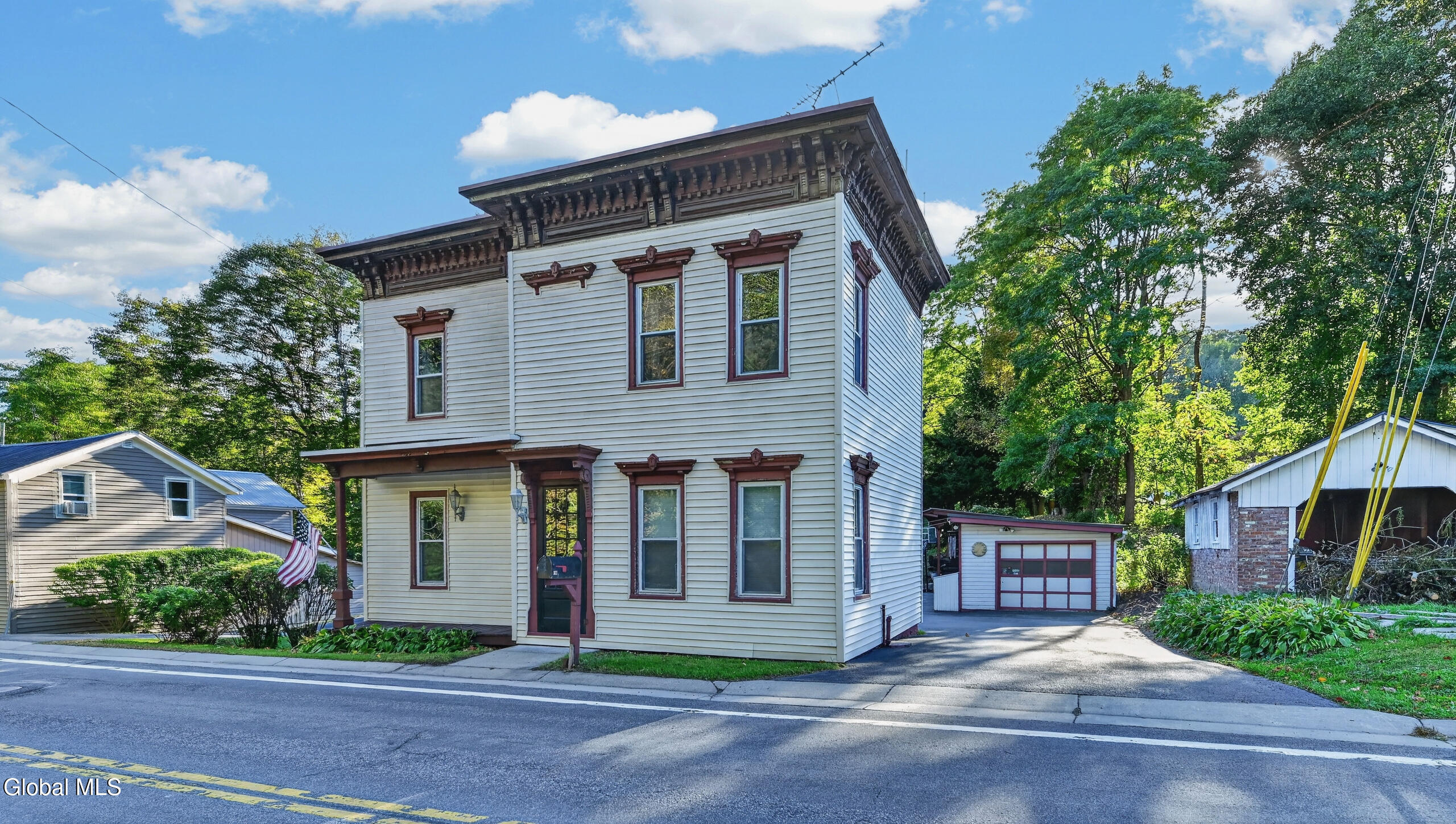 57 Fort Johnson Avenue Fort Johnson NY 12070