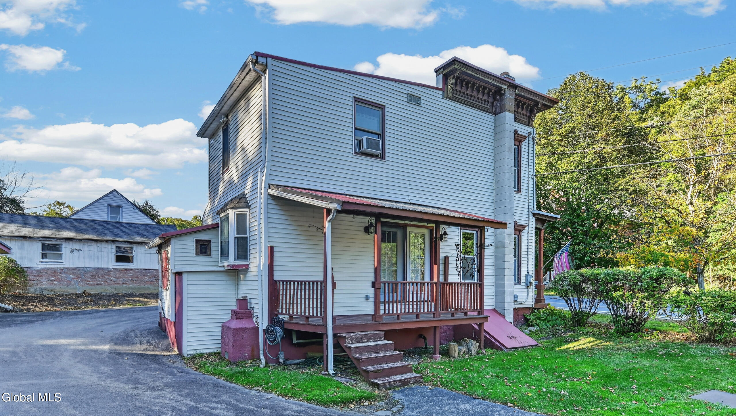 57 Fort Johnson Avenue Fort Johnson NY 12070
