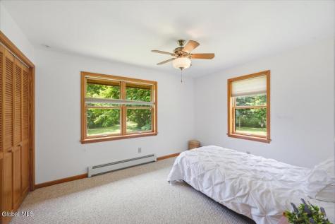 586 Altamont Road New Scotland NY 12009