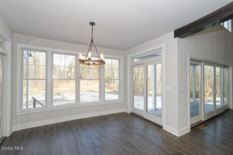 8 Mapleton Court Clifton Park NY 12065