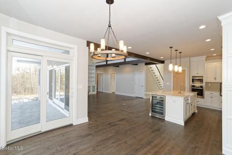 8 Mapleton Court Clifton Park NY 12065