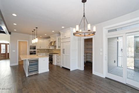 8 Mapleton Court Clifton Park NY 12065