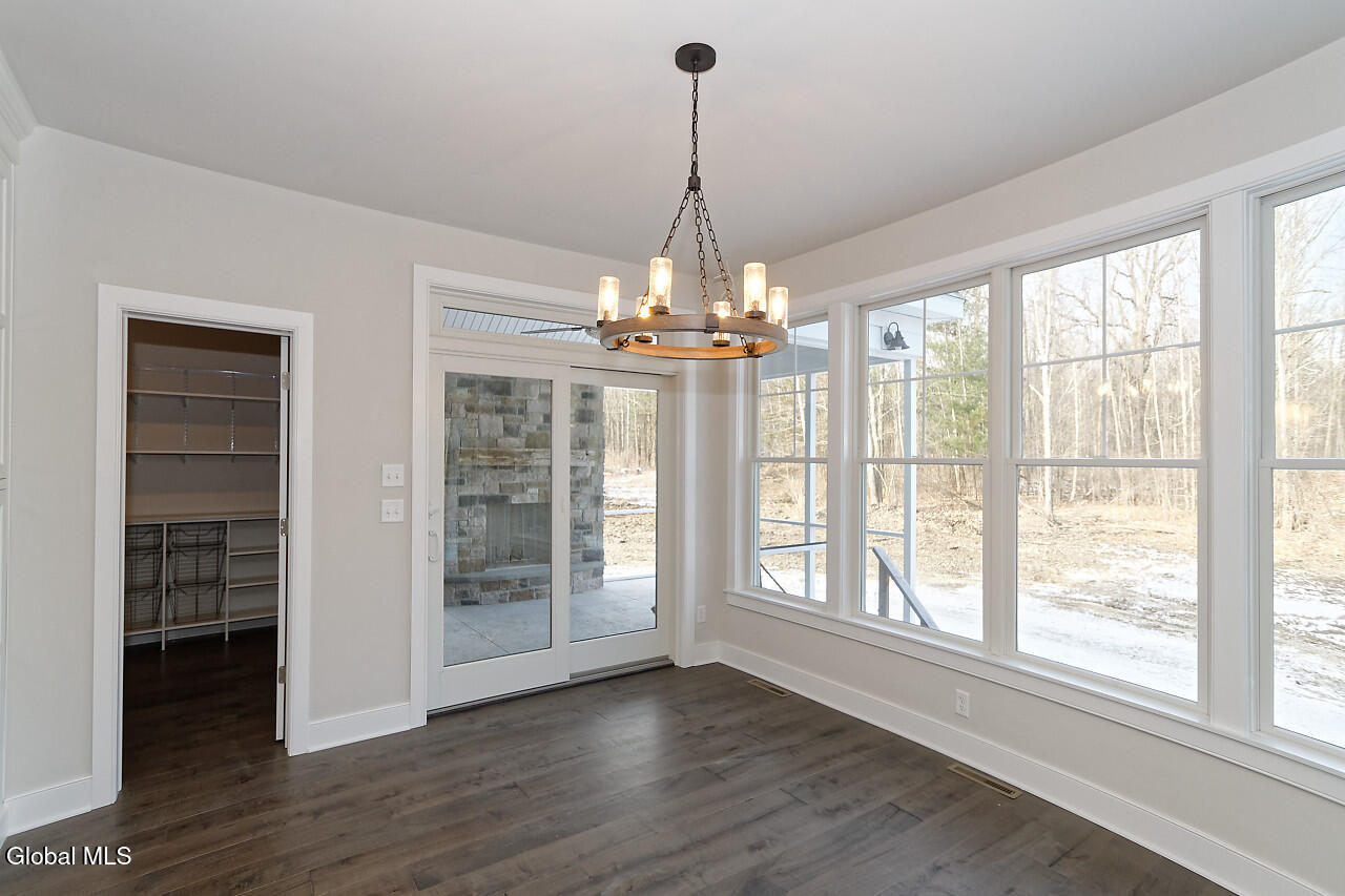 8 Mapleton Court Clifton Park NY 12065