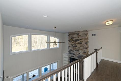 8 Mapleton Court Clifton Park NY 12065