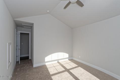 8 Mapleton Court Clifton Park NY 12065