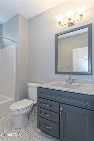 8 Mapleton Court Clifton Park NY 12065