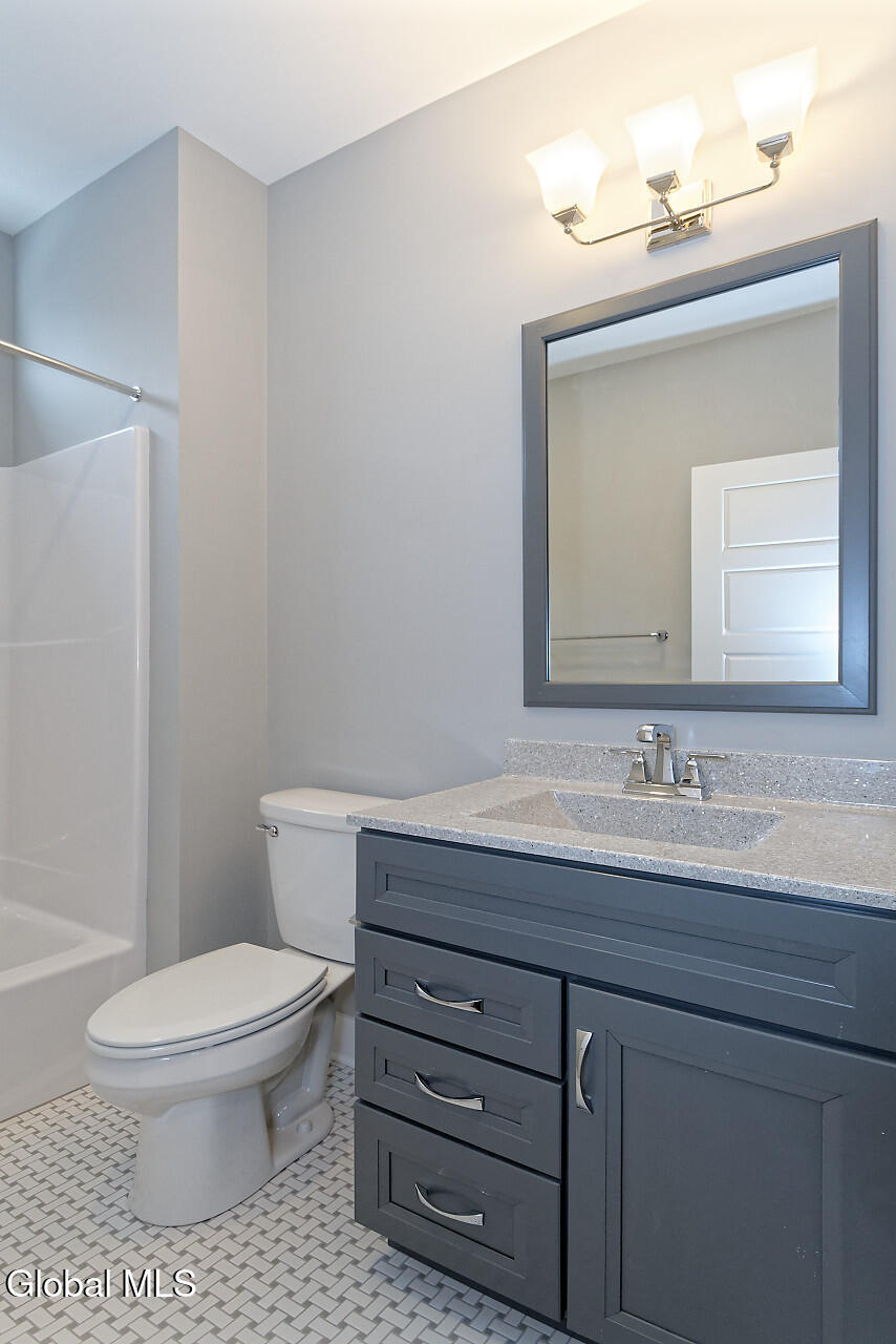 8 Mapleton Court Clifton Park NY 12065