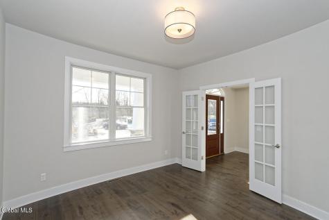 8 Mapleton Court Clifton Park NY 12065