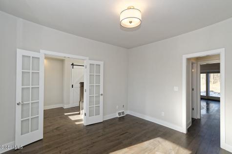 8 Mapleton Court Clifton Park NY 12065