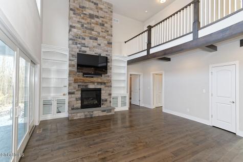 8 Mapleton Court Clifton Park NY 12065