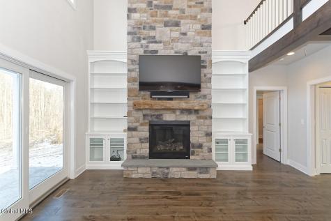 8 Mapleton Court Clifton Park NY 12065