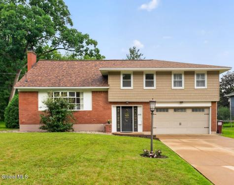 1042 Manas Drive Schenectady NY 12303