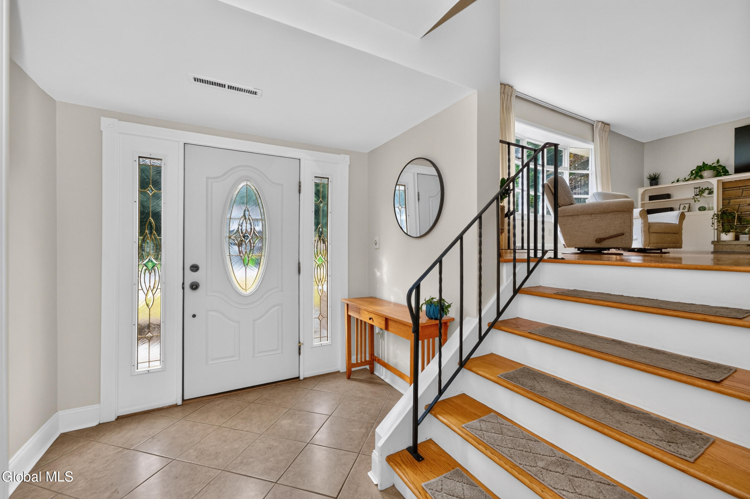 1042 Manas Drive Schenectady NY 12303