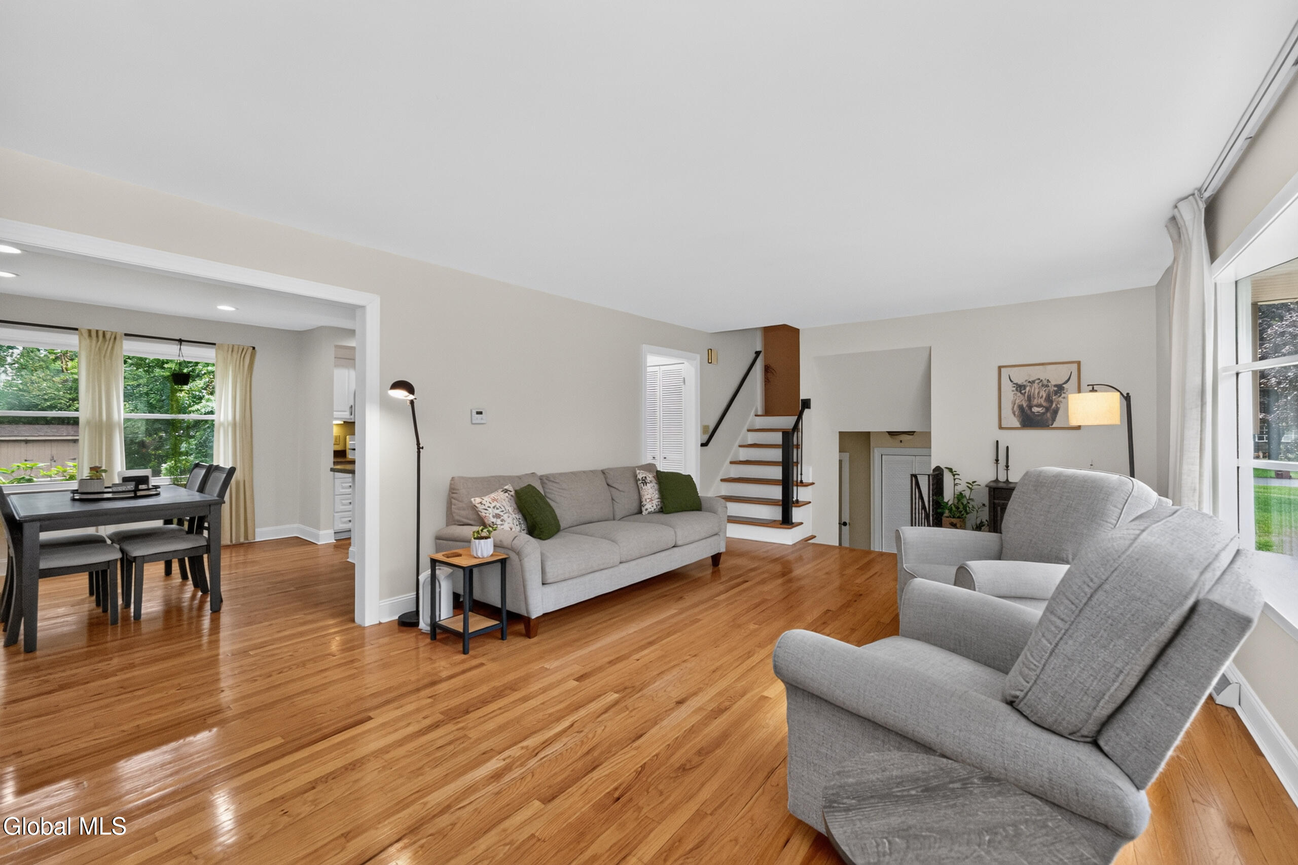 1042 Manas Drive Schenectady NY 12303