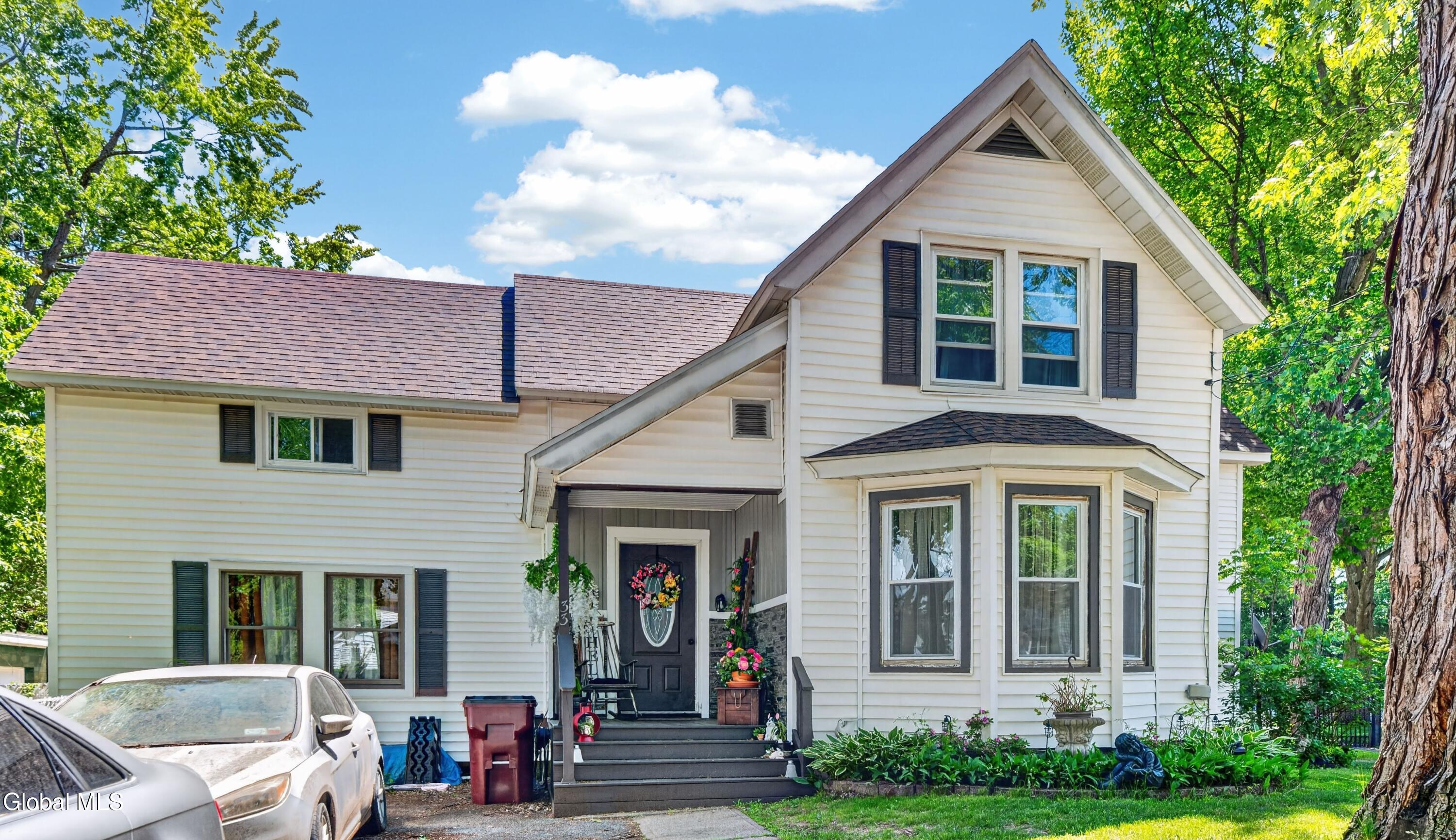33 Clyde Street Gloversville NY 12078