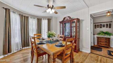 33 Clyde Street Gloversville NY 12078