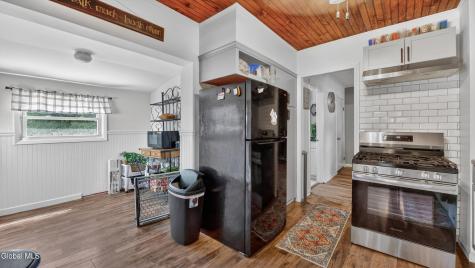 33 Clyde Street Gloversville NY 12078
