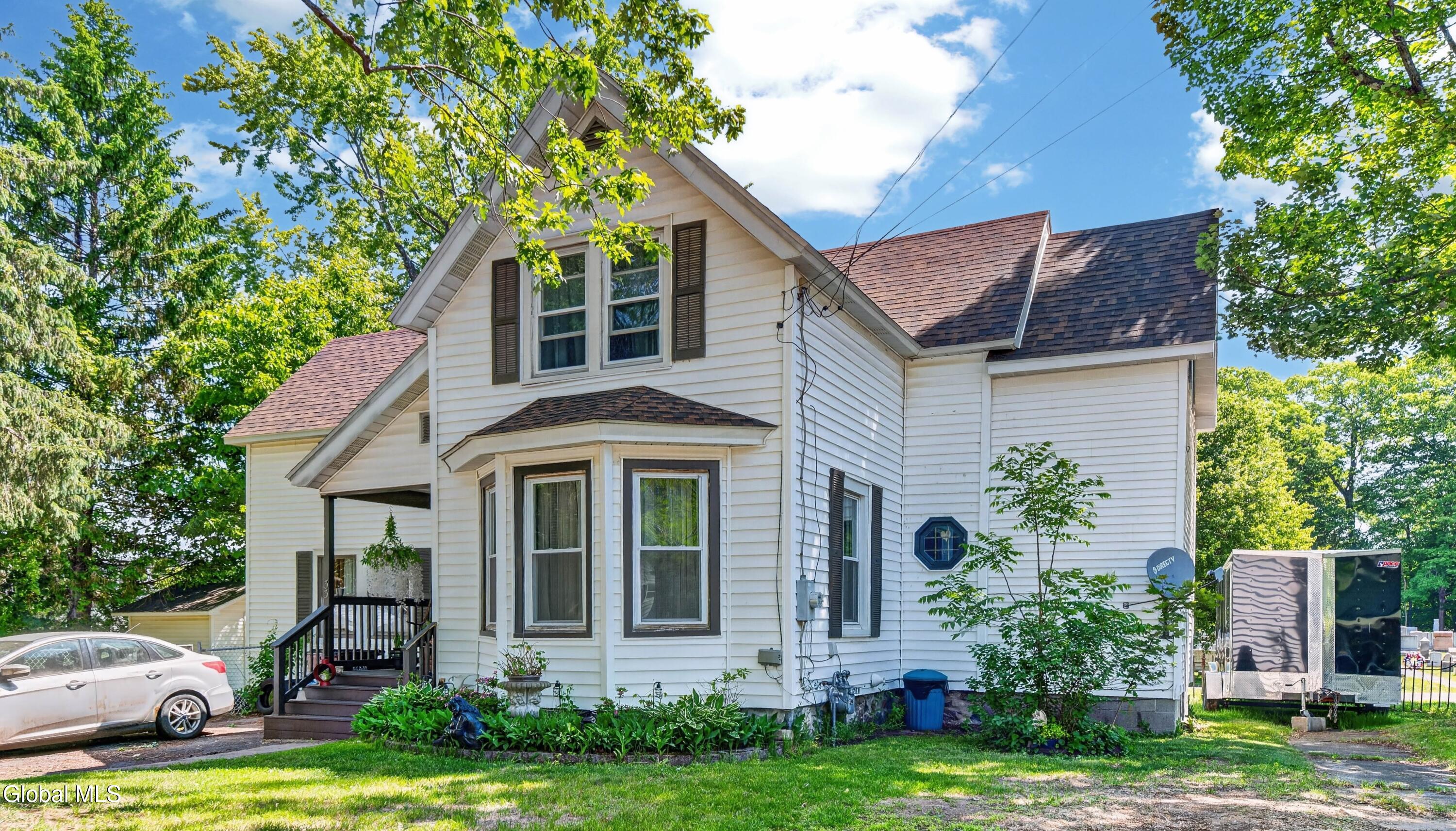 33 Clyde Street Gloversville NY 12078