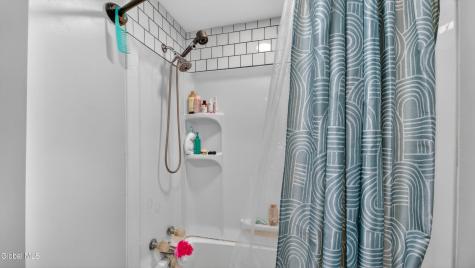 33 Clyde Street Gloversville NY 12078