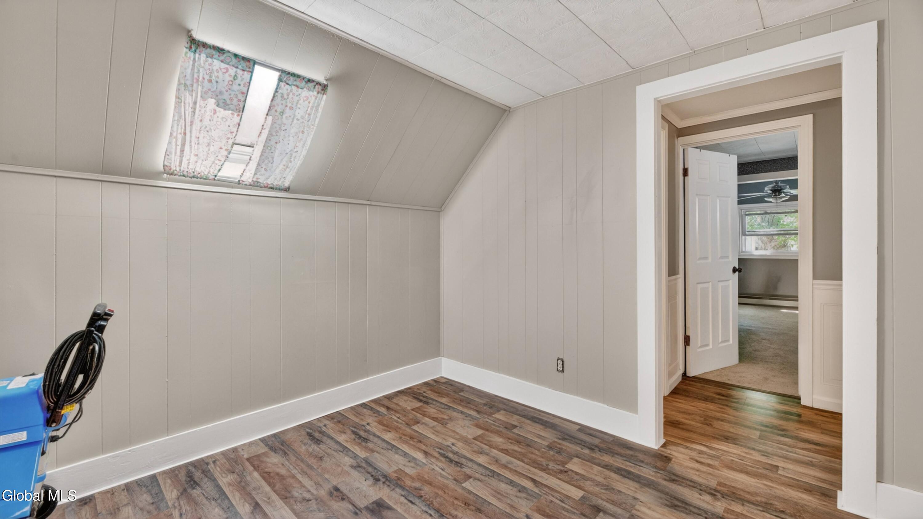 33 Clyde Street Gloversville NY 12078