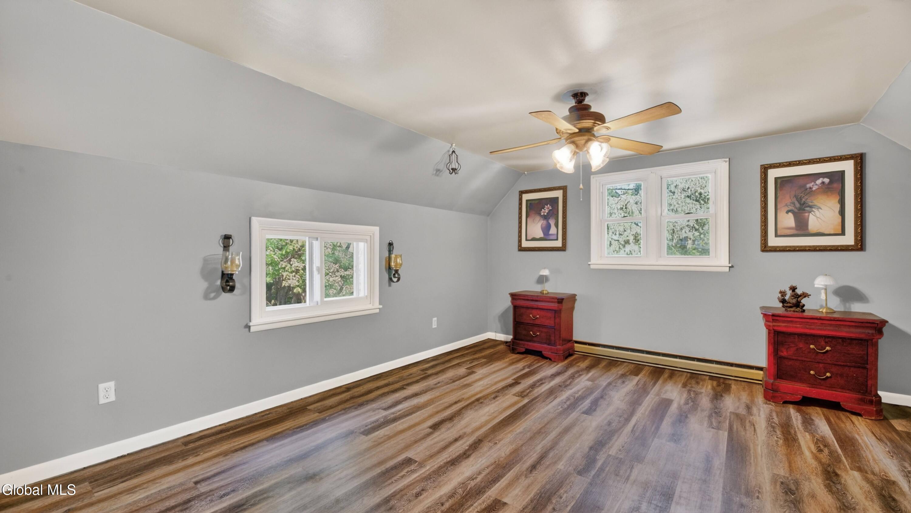 33 Clyde Street Gloversville NY 12078
